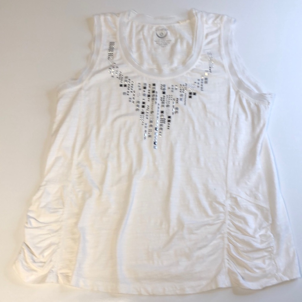 Chico’s Zenergy White Beaded Tank Size 3